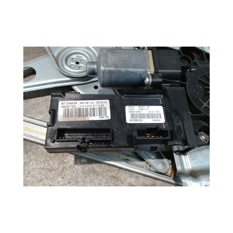 MECANISME+MOTEUR LEVE-GLACE AVANT GAUCHE RENAULT MEGANE III 2008-