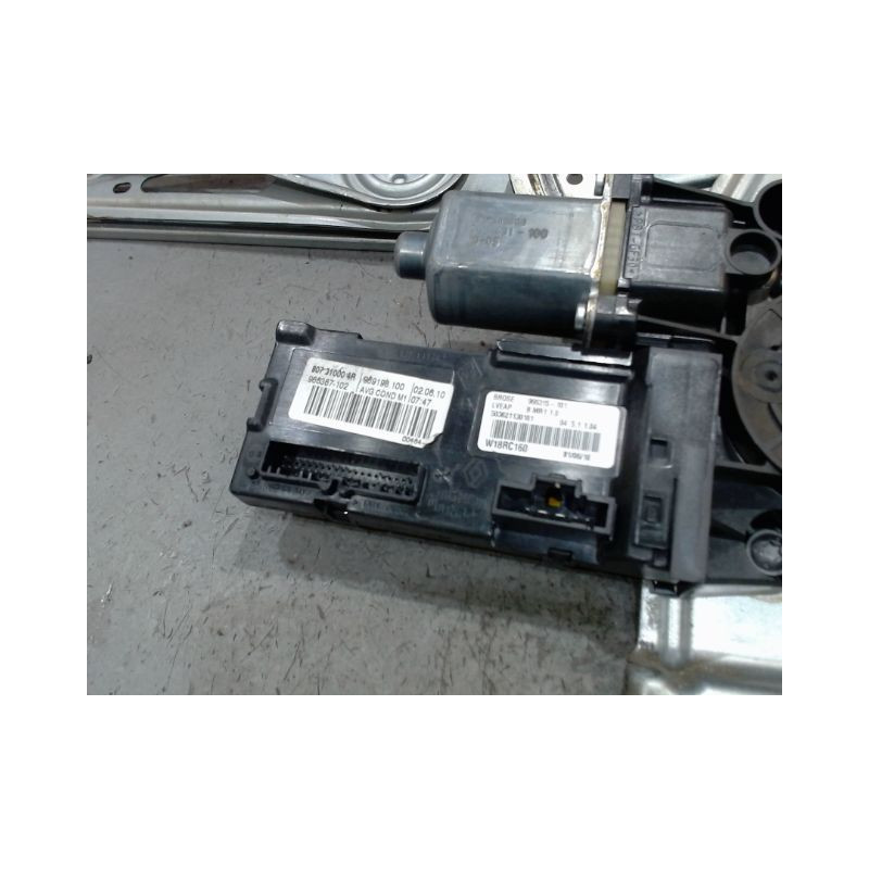 MECANISME+MOTEUR LEVE-GLACE AVANT GAUCHE RENAULT MEGANE