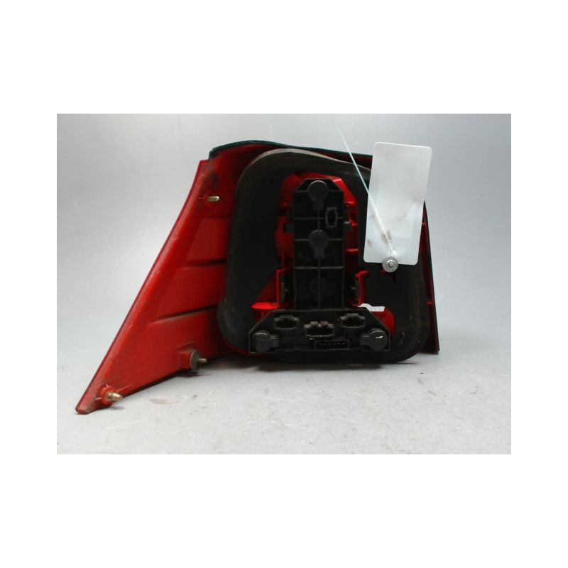 FEU ARRIERE DROIT VOLKSWAGEN GOLF IV 98-2004