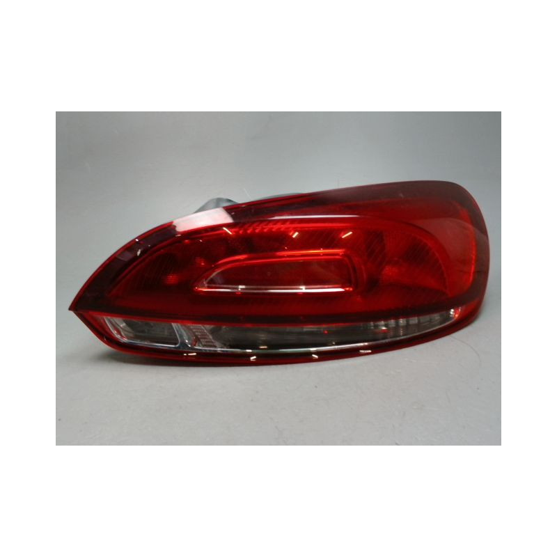 FEU ARRIERE DROIT VOLKSWAGEN SCIROCCO 2008-