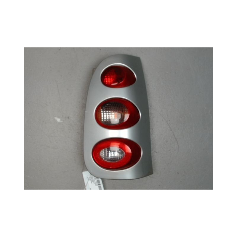FEU ARRIERE DROIT SMART FORTWO COUPE 3.2002-2006