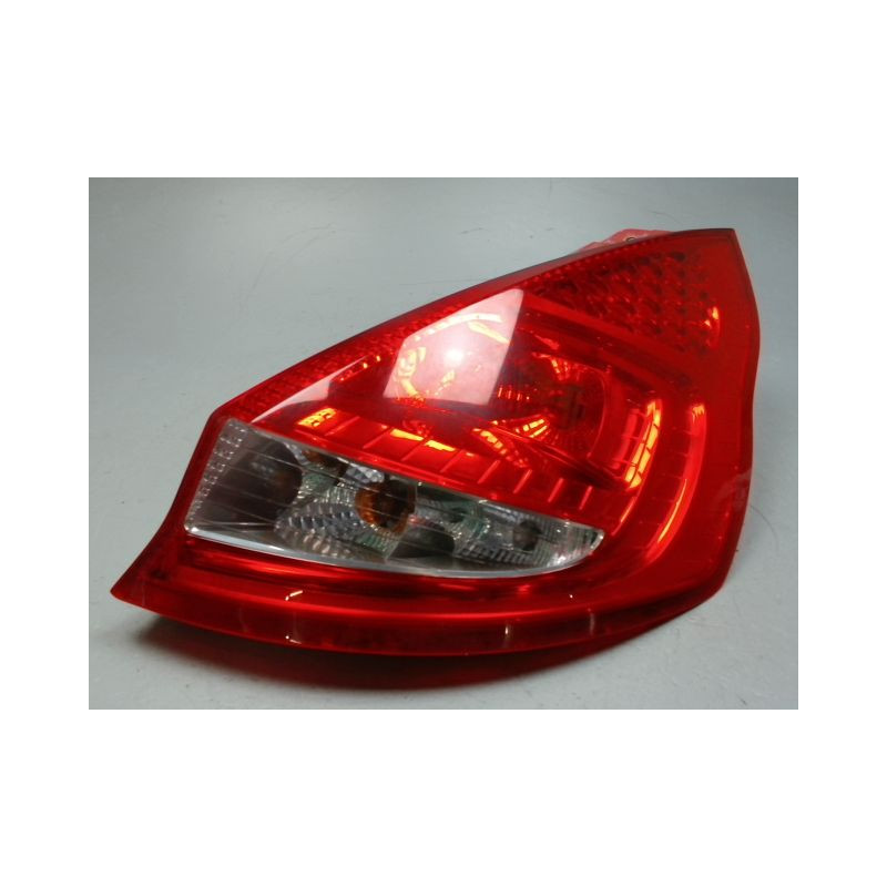 FEU ARRIERE DROIT FORD FIESTA 2008-