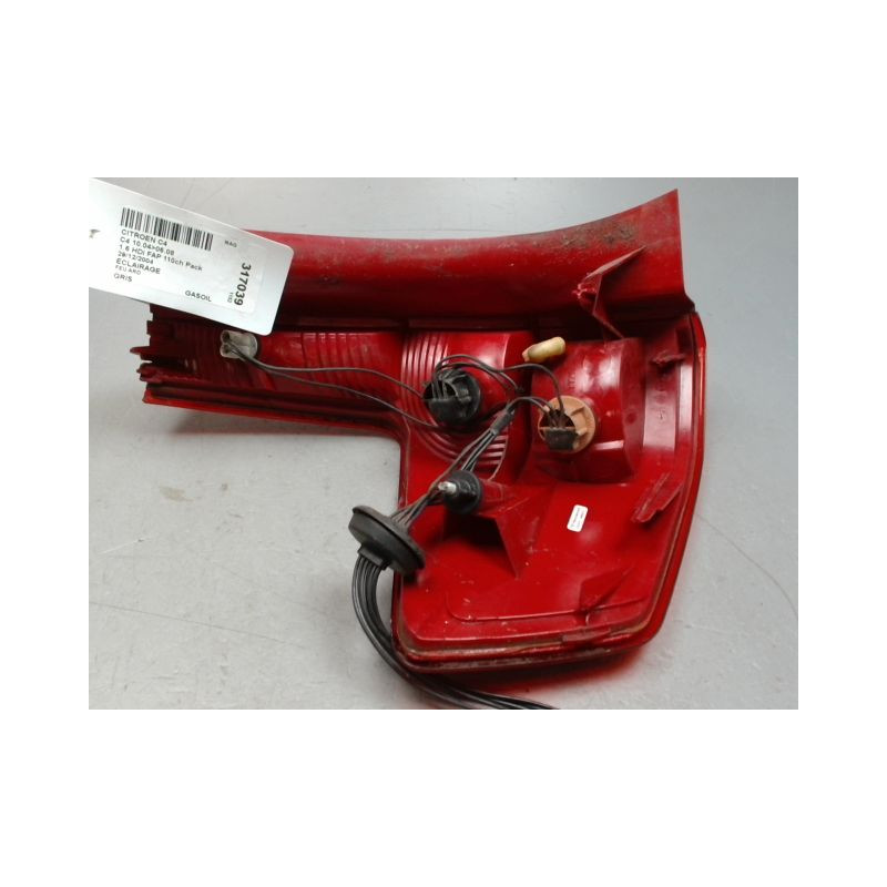 FEU ARRIERE DROIT CITROEN C4 04-08