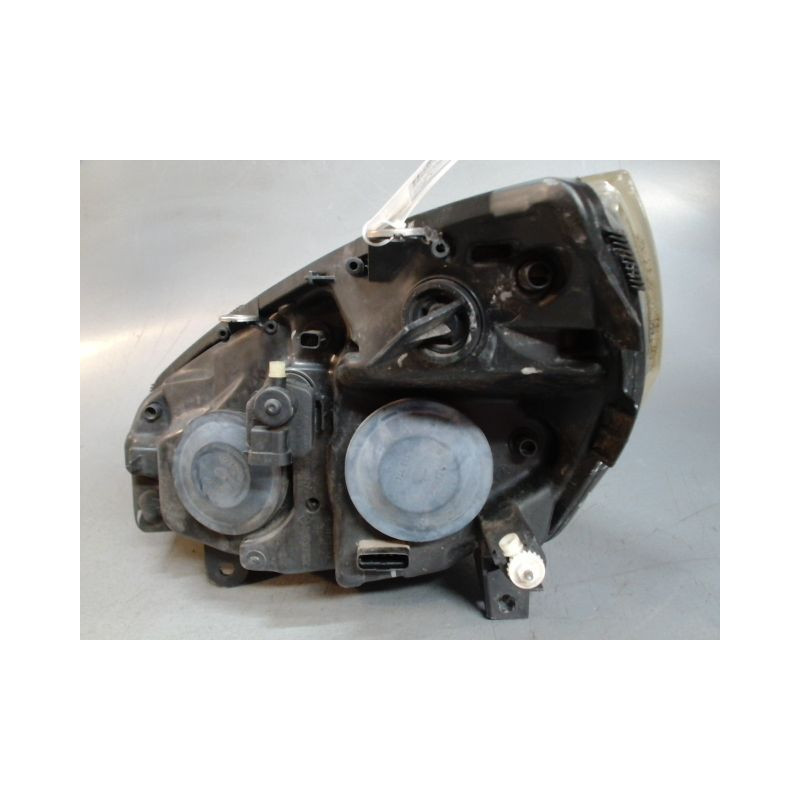 PHARE DROIT RENAULT GRAND SCENIC II 2004-06