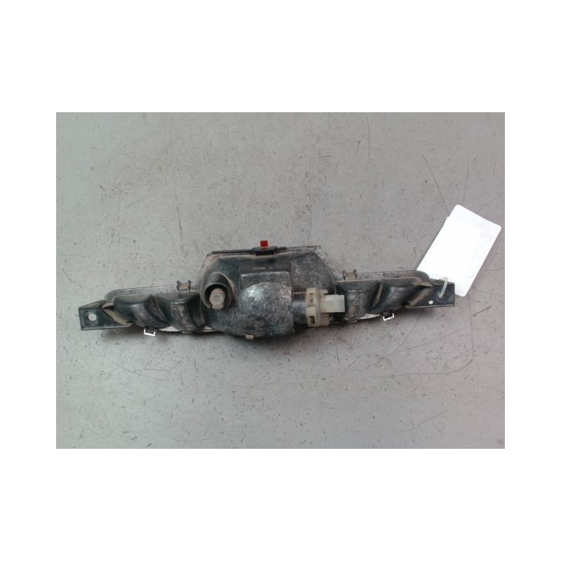 FEU BROUILLARD CENTRAL ARRIERE PEUGEOT 208