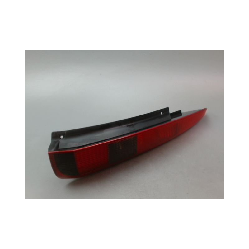 FEU ARRIERE DROIT FORD FUSION Phase 1 2002-2005