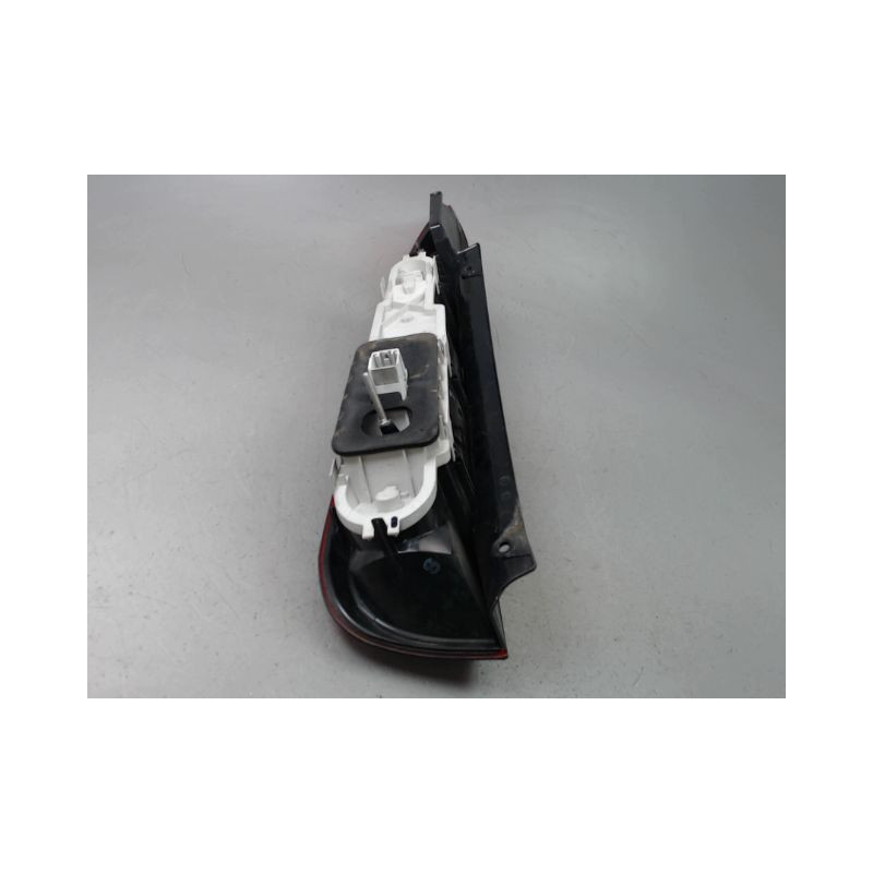 FEU ARRIERE DROIT FORD FUSION Phase 2 2005-2011