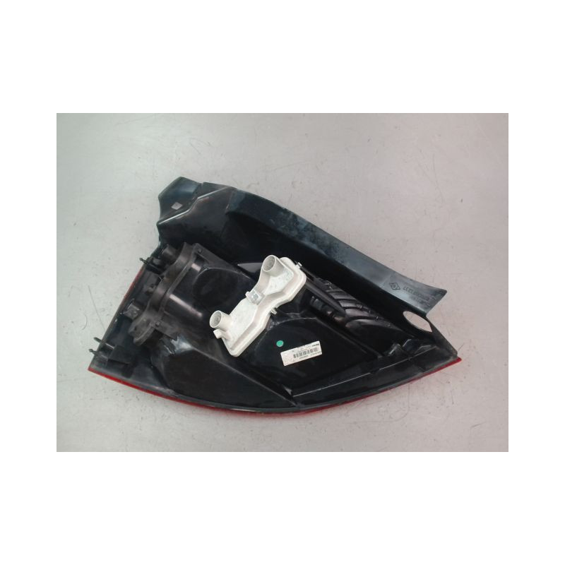 FEU ARRIERE DROIT RENAULT MEGANE II Phase 1 2002-2005