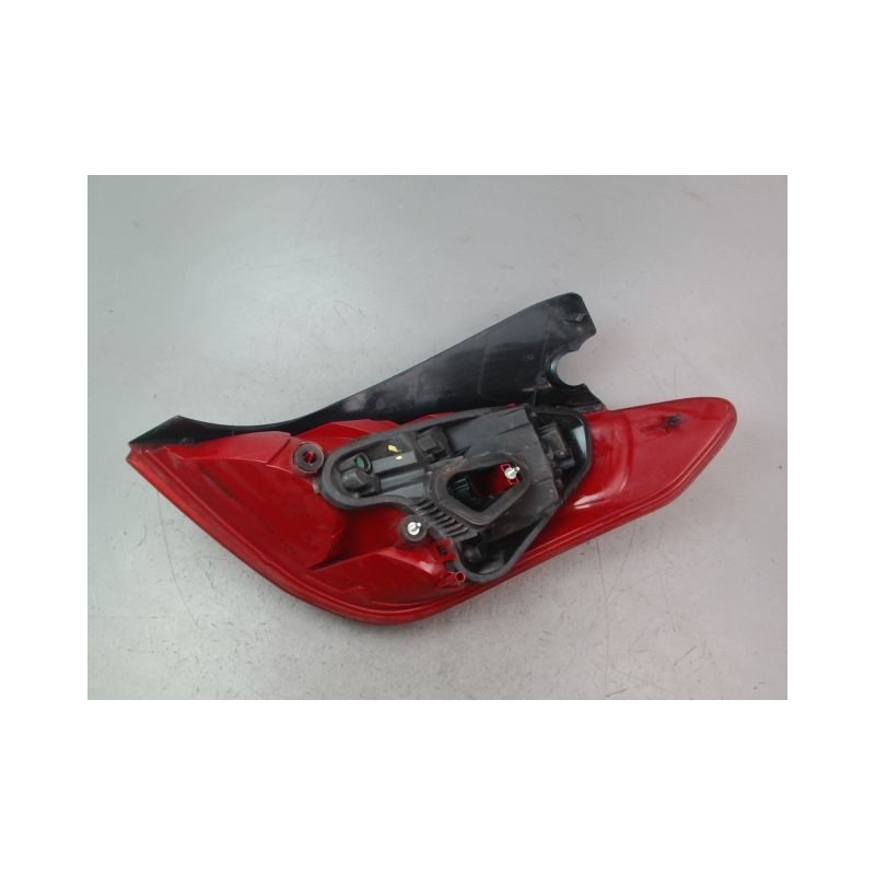 FEU ARRIERE GAUCHE  PEUGEOT 308 I Phase 1 2007-2011