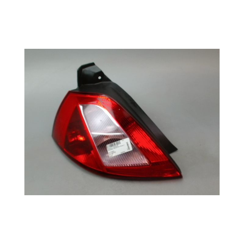 FEU ARRIERE GAUCHE  RENAULT MEGANE II Phase 1 2002-2005