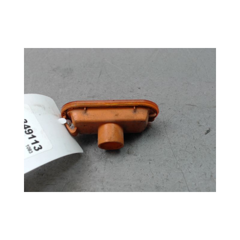 REPETITEUR AILE DROIT FORD FIESTA V Phase 1 2002-2005
