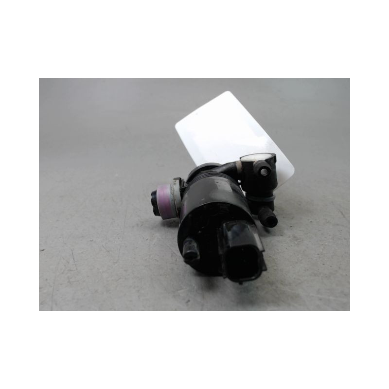 POMPE LAVE-GLACE AVANT FORD FIESTA VI Phase 1 2008-2012