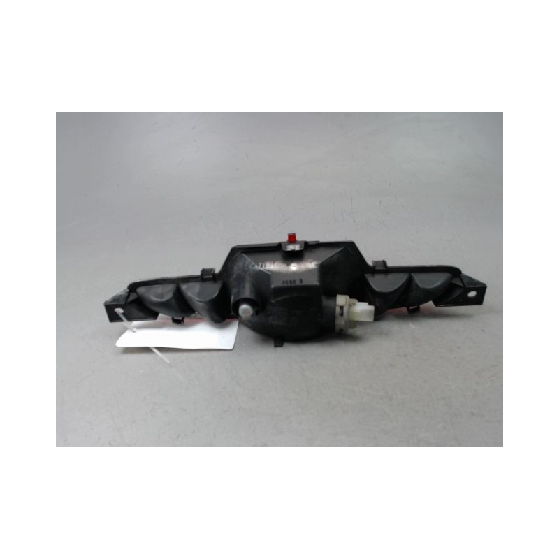 FEU BROUILLARD CENTRAL ARRIERE PEUGEOT 208 Phase 1 2012-...