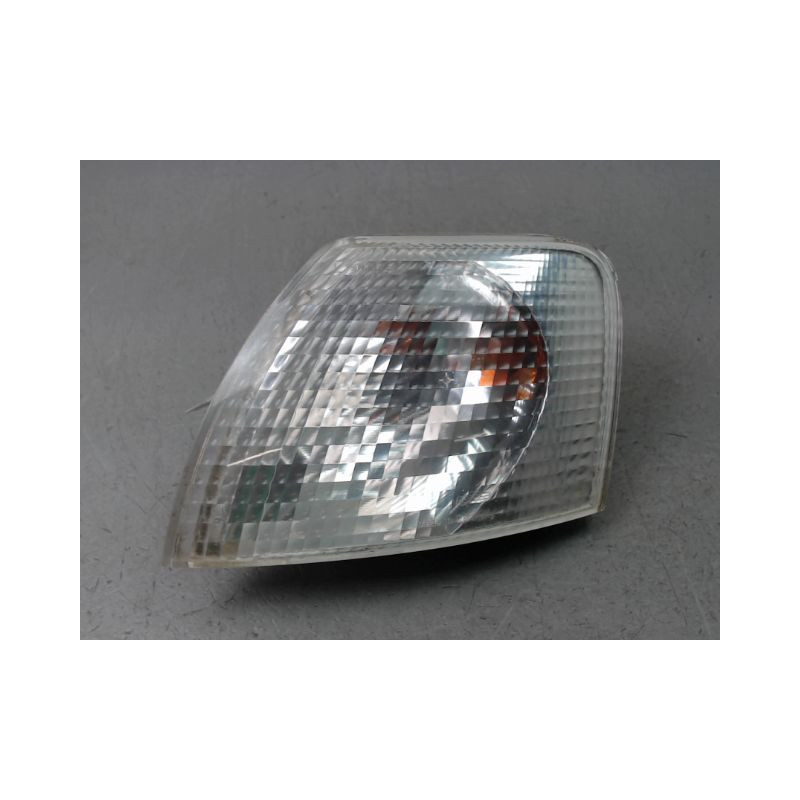 CLIGNOTANT GAUCHE VOLKSWAGEN PASSAT BREAK IV Phase 1 1997-2000