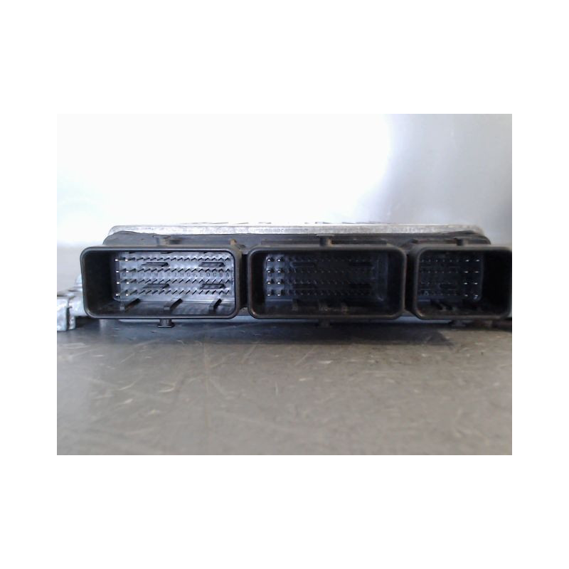 CALCULATEUR MOTEUR RENAULT MEGANE