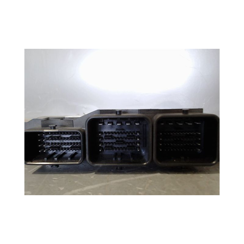 CALCULATEUR MOTEUR PEUGEOT 308