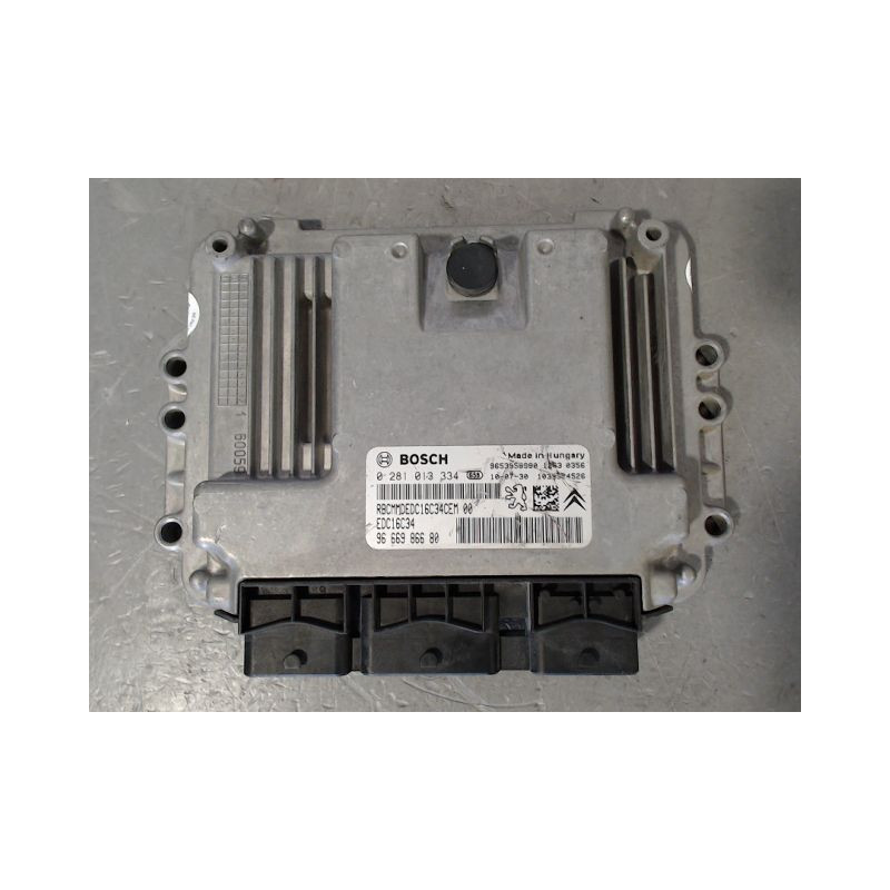 CALCULATEUR MOTEUR PEUGEOT 3008