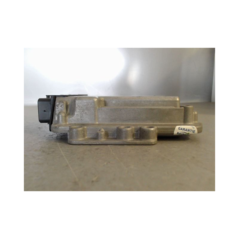 CALCULATEUR MOTEUR PEUGEOT 207