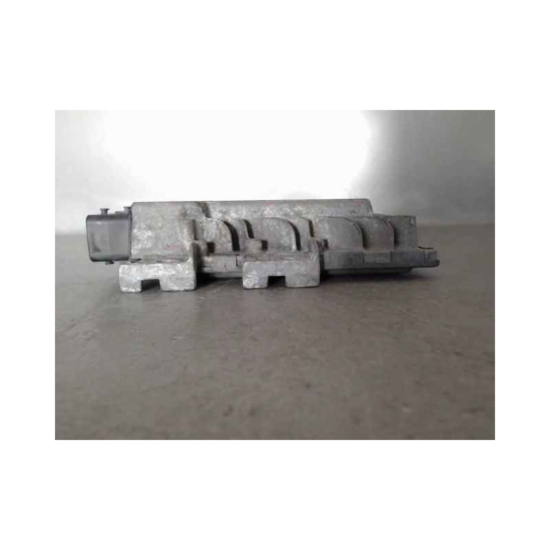CALCULATEUR MOTEUR RENAULT MEGANE
