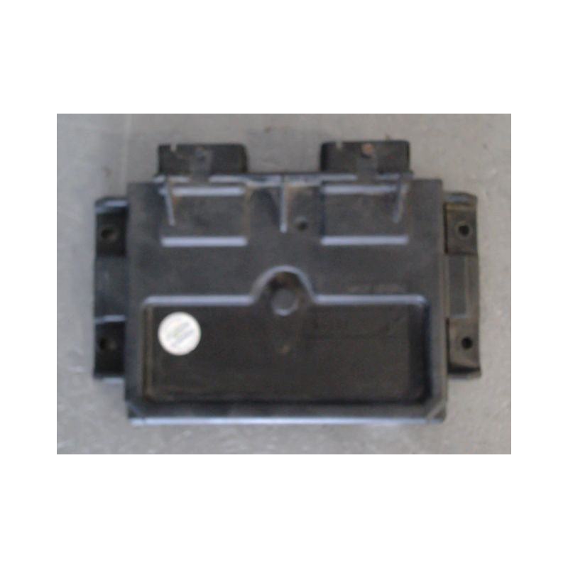 CALCULATEUR MOTEUR PEUGEOT 206