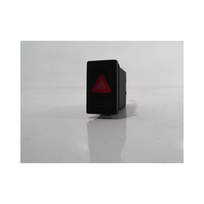 BOUTON DE WARNING VOLKSWAGEN PASSAT 2000-2005
