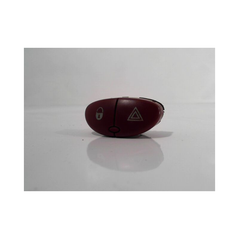 BOUTON DE WARNING PEUGEOT 206 5P