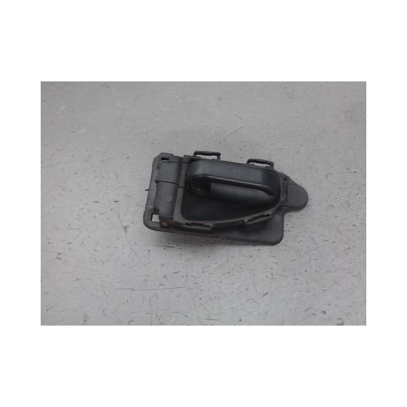 POIGNEE INTERIEURE PORTE AVANT DROIT CITROEN SAXO