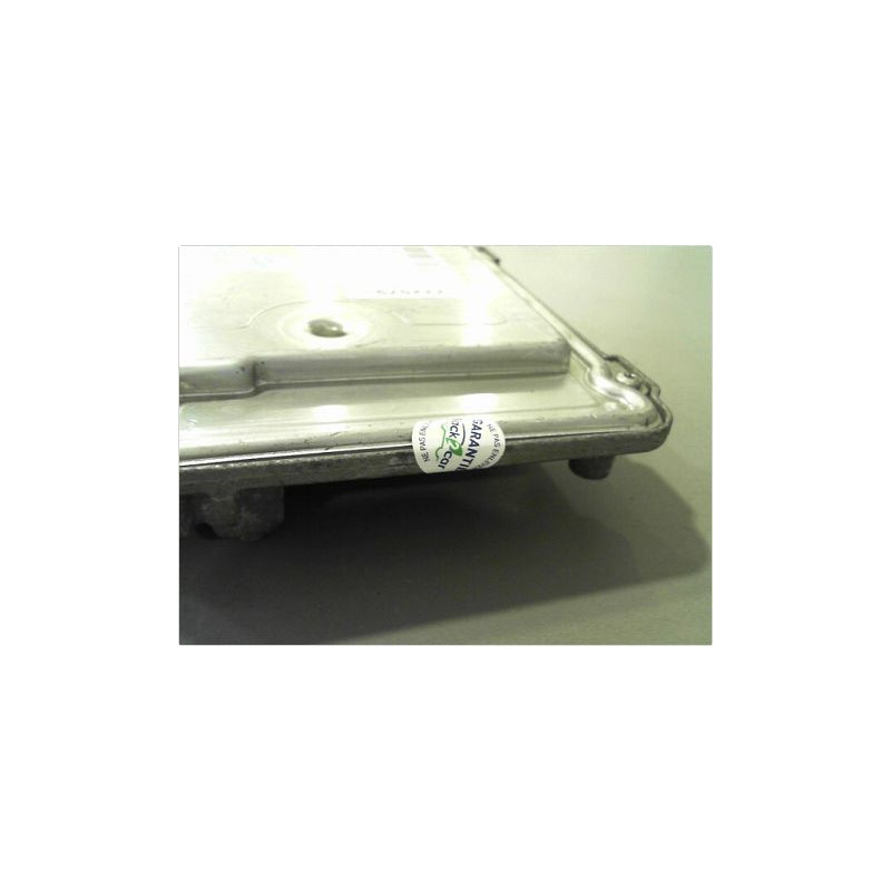 CALCULATEUR MOTEUR VOLKSWAGEN GOLF V 2003-2009