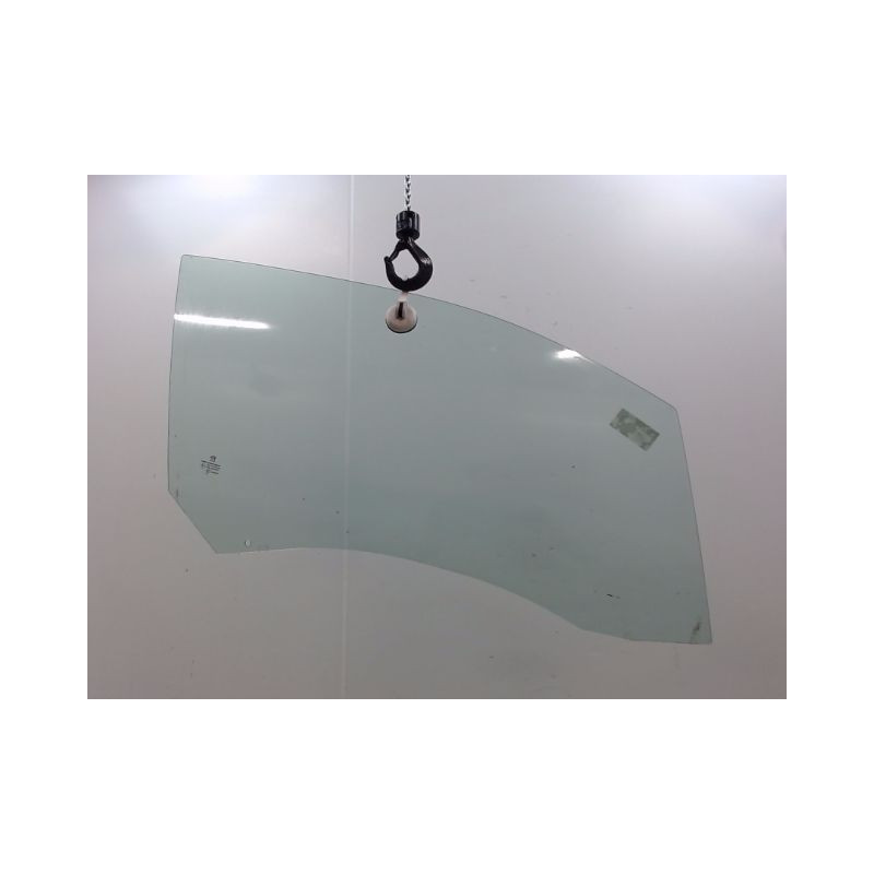 GLACE PORTE AVD PEUGEOT 208