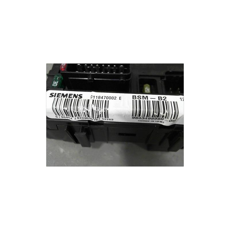 BOITE A FUSIBLES PEUGEOT 206 98-09