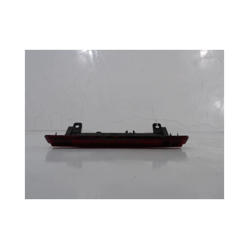 FEUX STOP SUPPLEMENTAIRE RENAULT CLIO IV 2012-