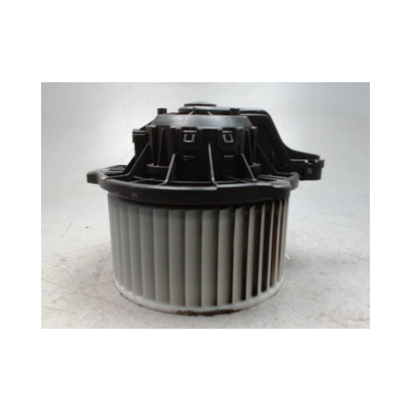 MOTEUR VENTILATEUR CHAUFFAGE HYUNDAI I30