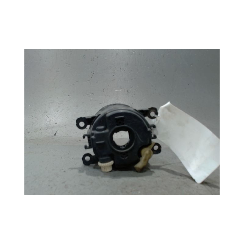 PHARE ANTIBROUILLARD AVANT DROIT PEUGEOT 307