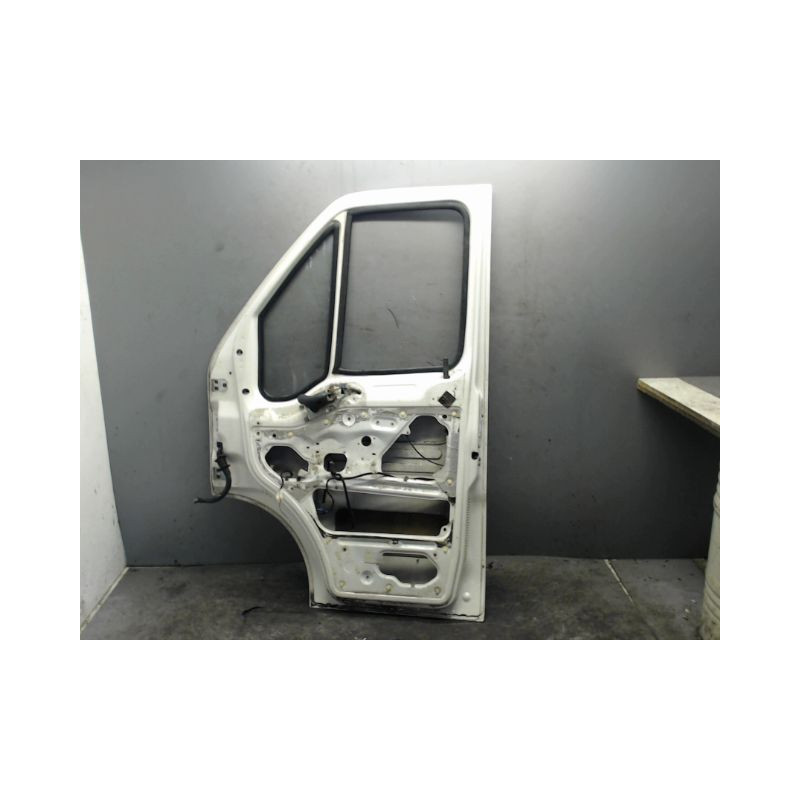 PORTE AVANT DROIT PEUGEOT BOXER