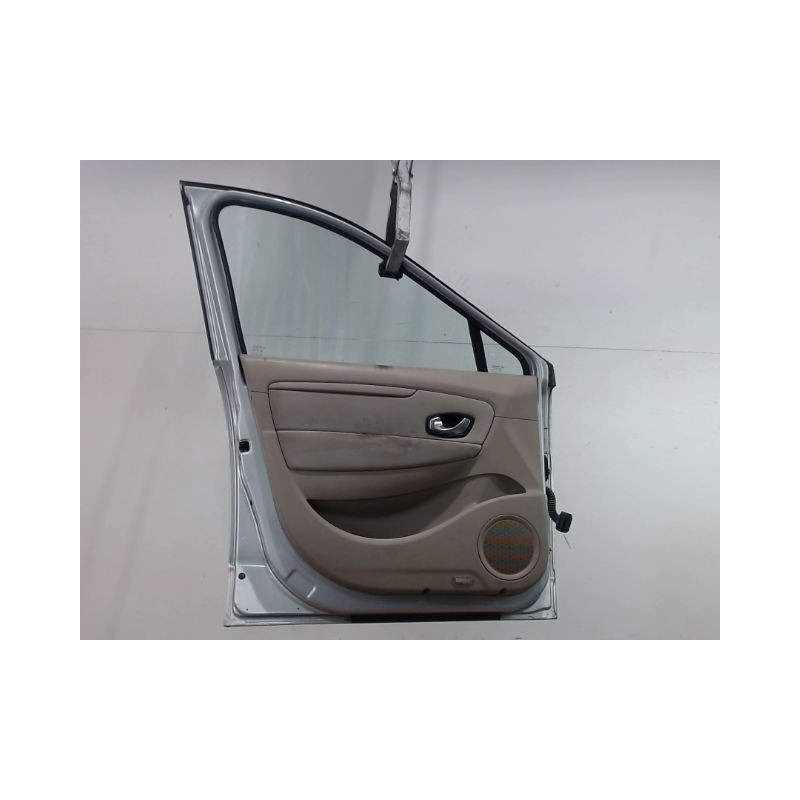 PORTE AVANT GAUCHE RENAULT MEGANE