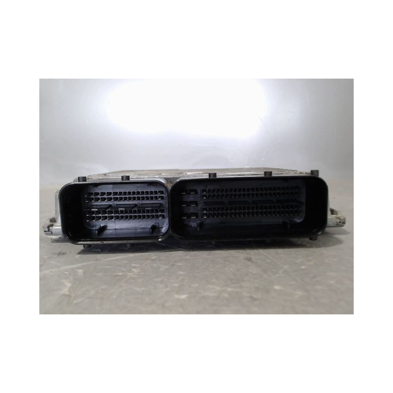 CALCULATEUR MOTEUR SEAT IBIZA