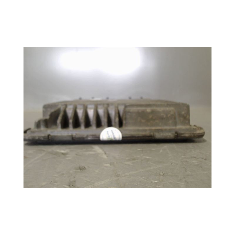 CALCULATEUR MOTEUR SEAT IBIZA