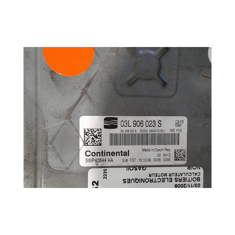 CALCULATEUR MOTEUR SEAT IBIZA