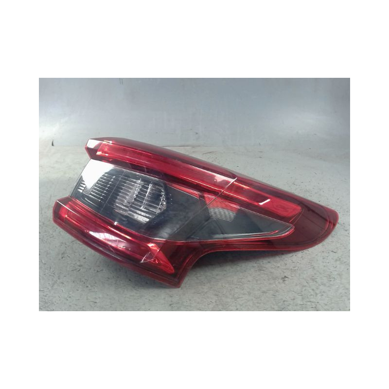 FEU ARRIERE DROIT NISSAN QHASQAI 2007-