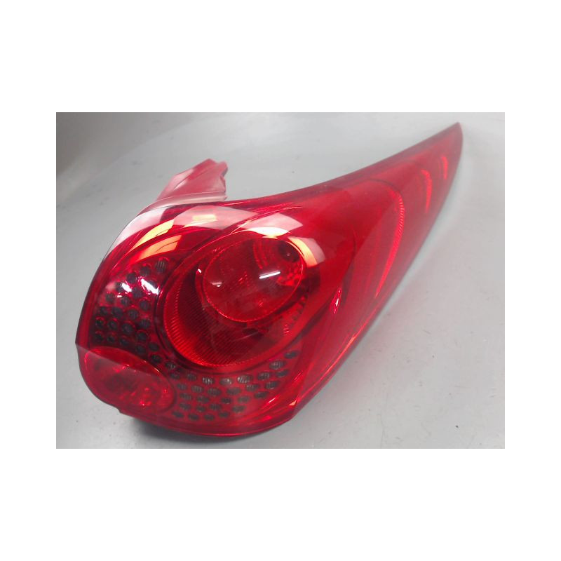 FEU ARRIERE DROIT PEUGEOT 207