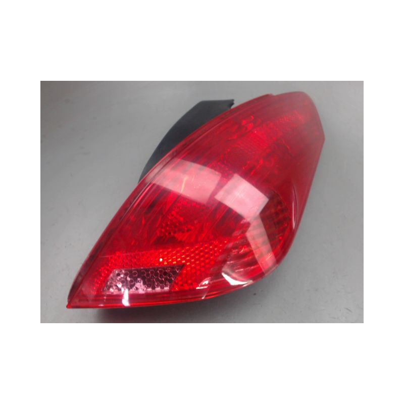 FEU ARRIERE DROIT PEUGEOT 308