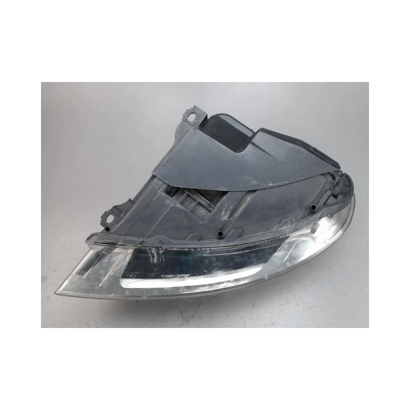 PHARE DROIT AUDI Q7