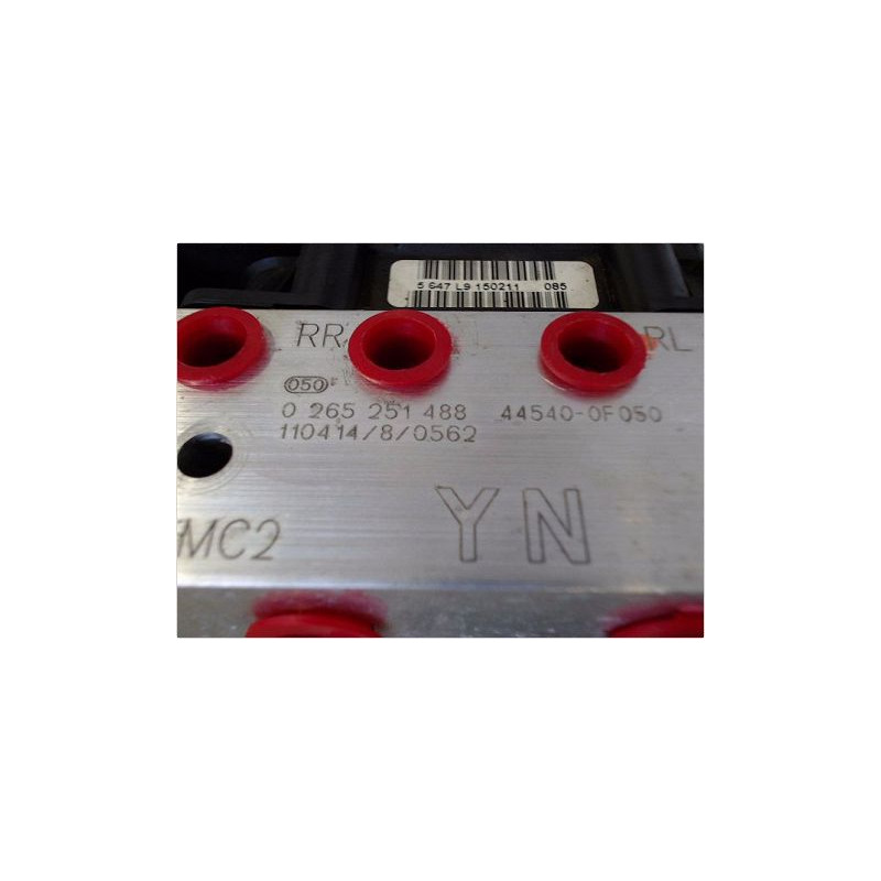 UNITE HYDRAULIQUE ABS TOYOTA VERSO