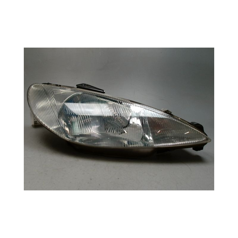 PHARE DROIT PEUGEOT 206 3P
