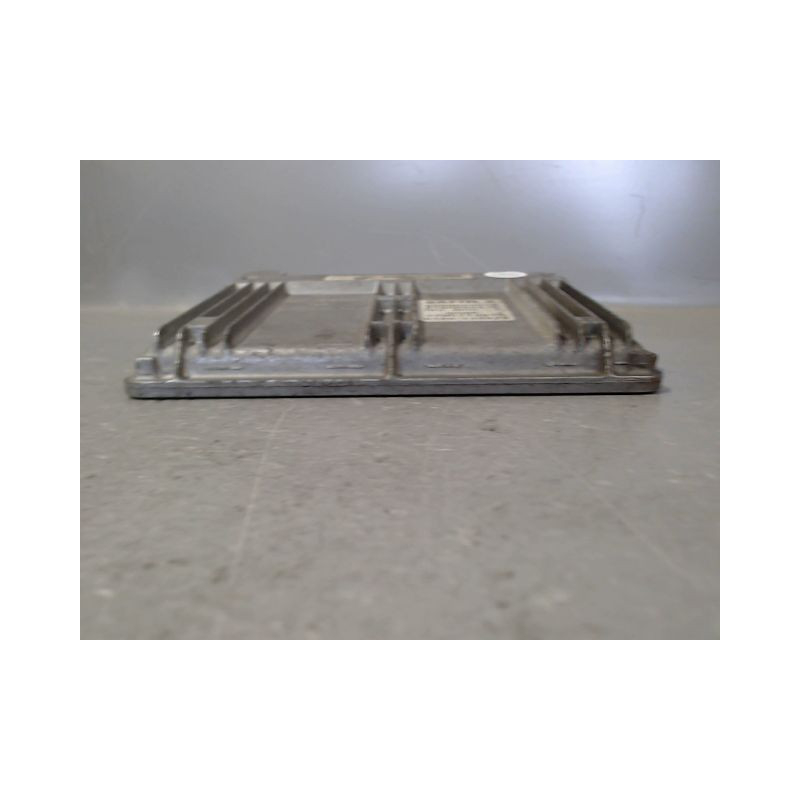 CALCULATEUR MOTEUR RENAULT TWINGO PH.2  98-2000