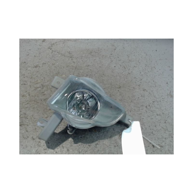 PHARE ANTIBROUILLARD AVANT GAUCHE VOLVO V40 2000-