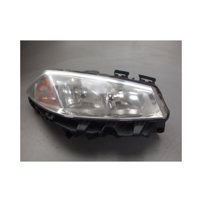 PHARE DROIT RENAULT MEGANE
