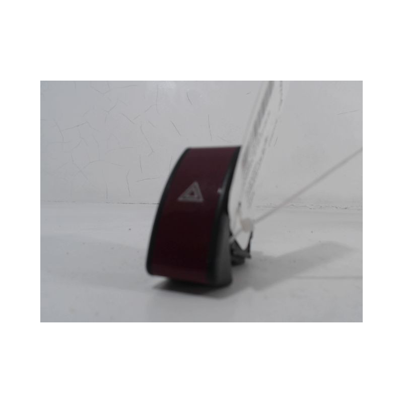 BOUTON DE WARNING OPEL CORSA 03-06