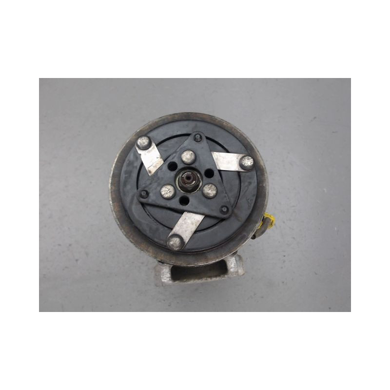 COMPRESSEUR AIR CONDITIONNE PEUGEOT 206