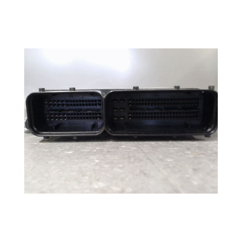 CALCULATEUR MOTEUR SEAT IBIZA